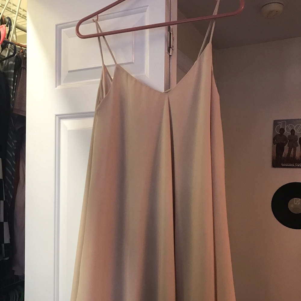 ShowPo Beige/blush cocktail dress